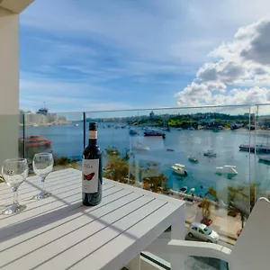  Apartment Superlative With Valletta And Harbour Views