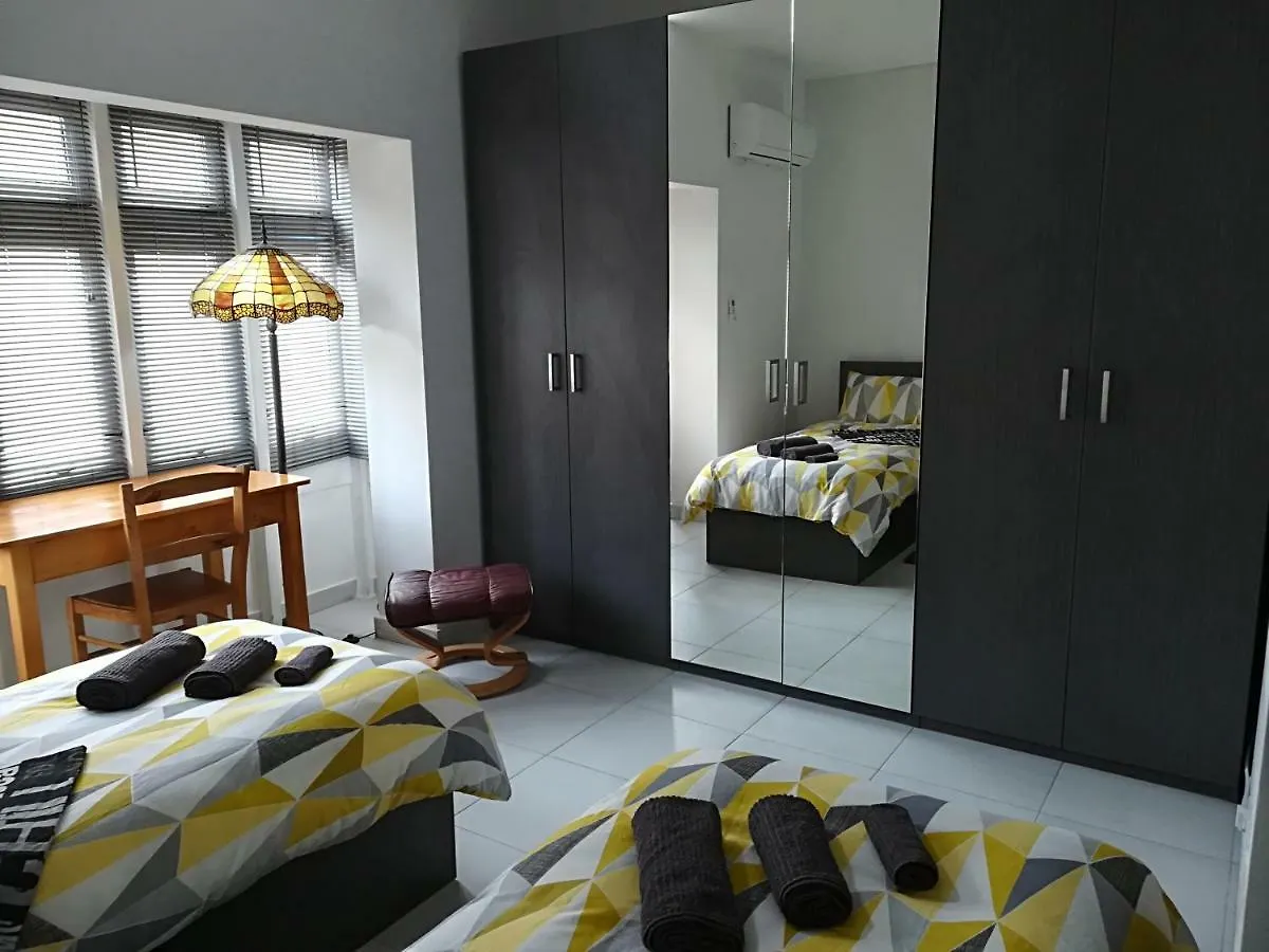 Luxury Apartment Close To Seafront Sliema